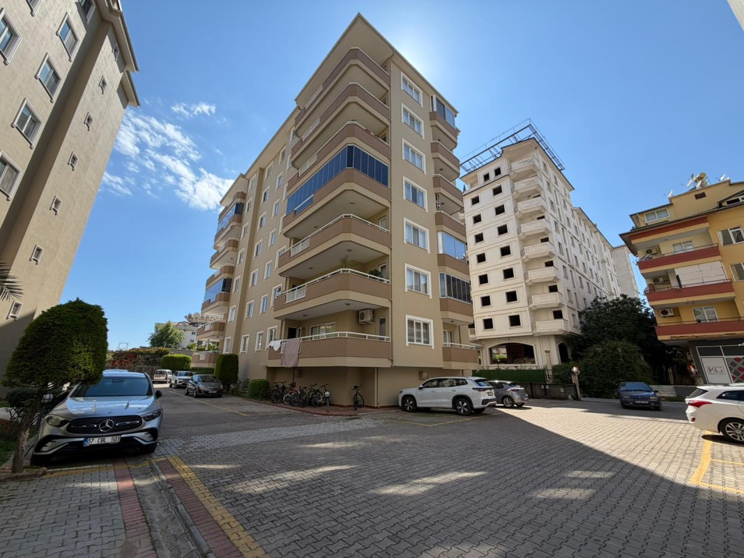 Großzügige 3+1 Wohnung in Obagöl, Alanya zu verkaufen | Nur 300 m vom Strand