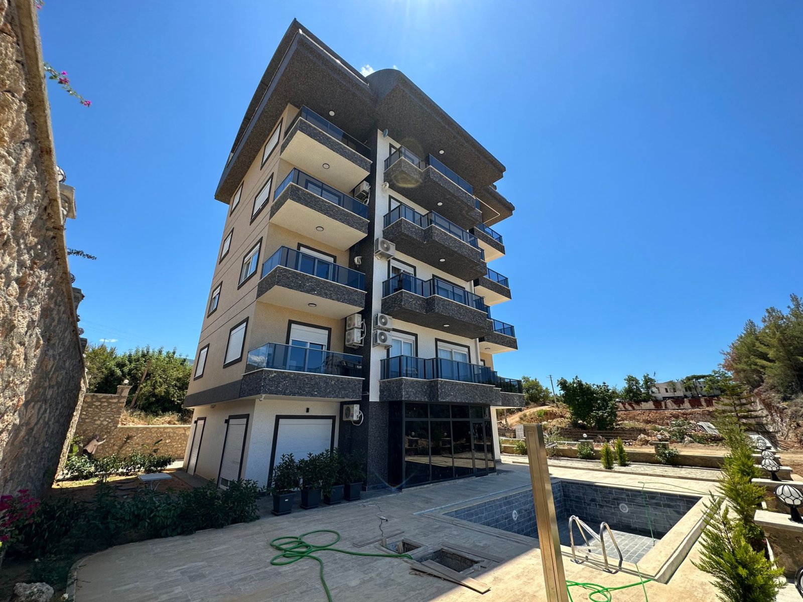Modern 1+1 Apartment for Sale in Oba, Alanya