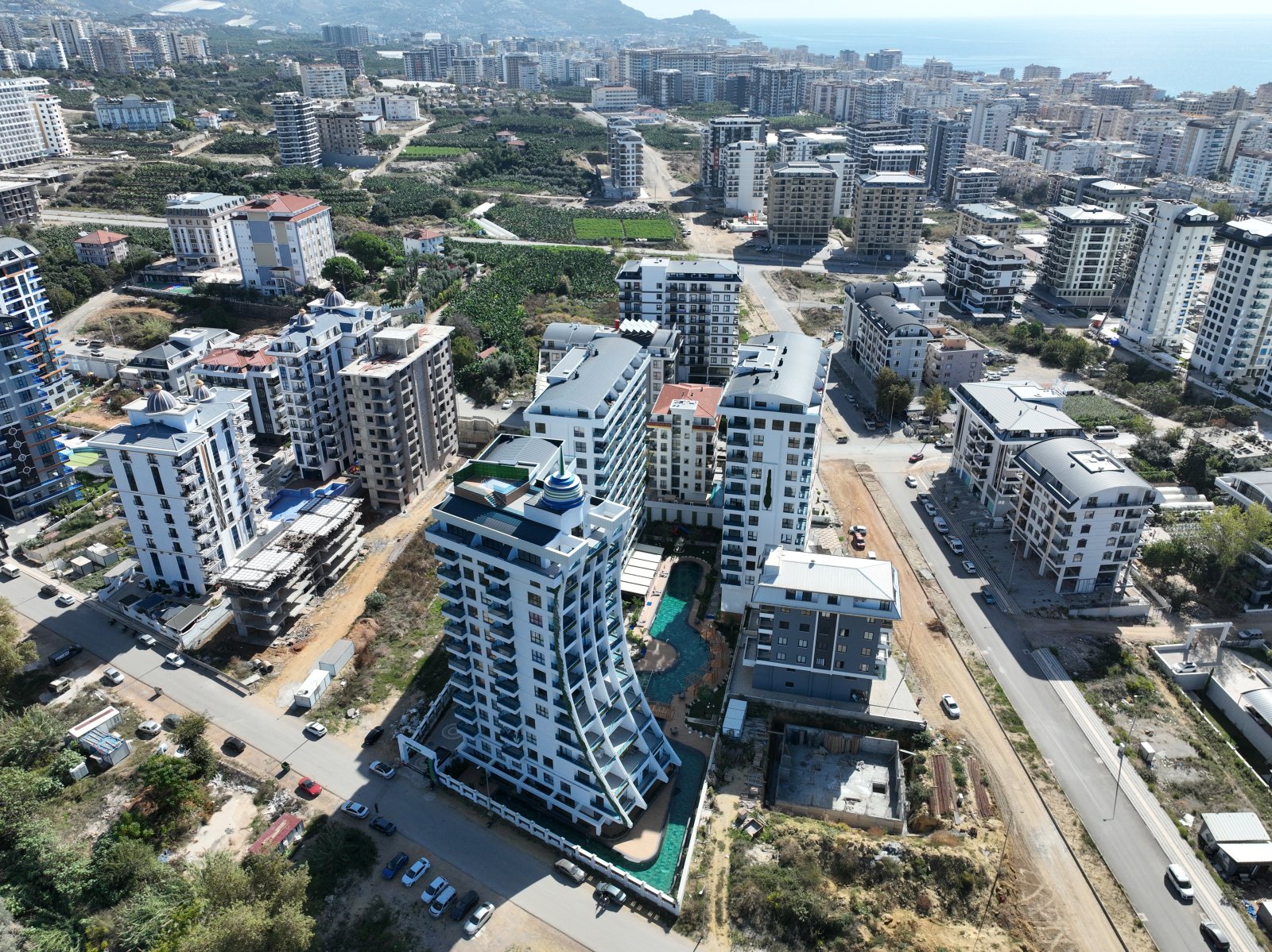1+1 Apartment for Sale in Mahmutlar Alanya with Luxury Facilities