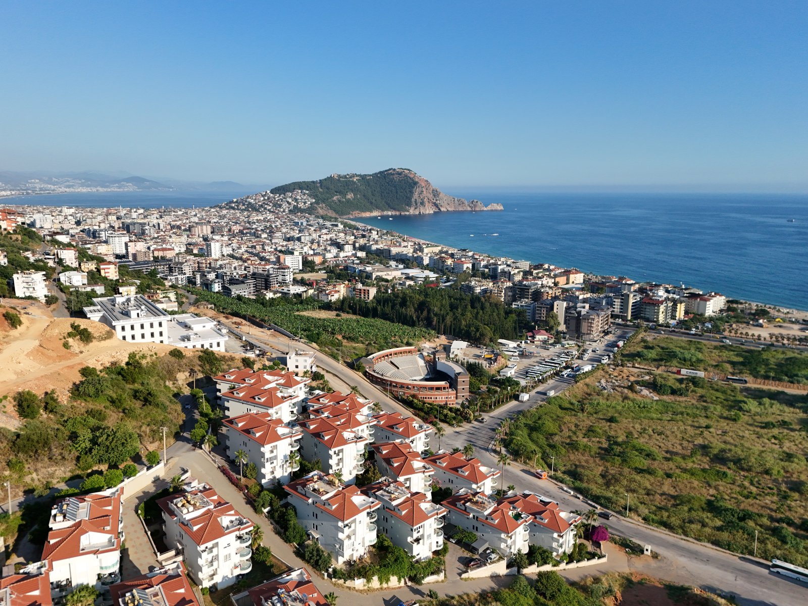 Fully Furnished 3+1 Duplex Apartment for Sale in Uygun Cleopatra III, Alanya Center