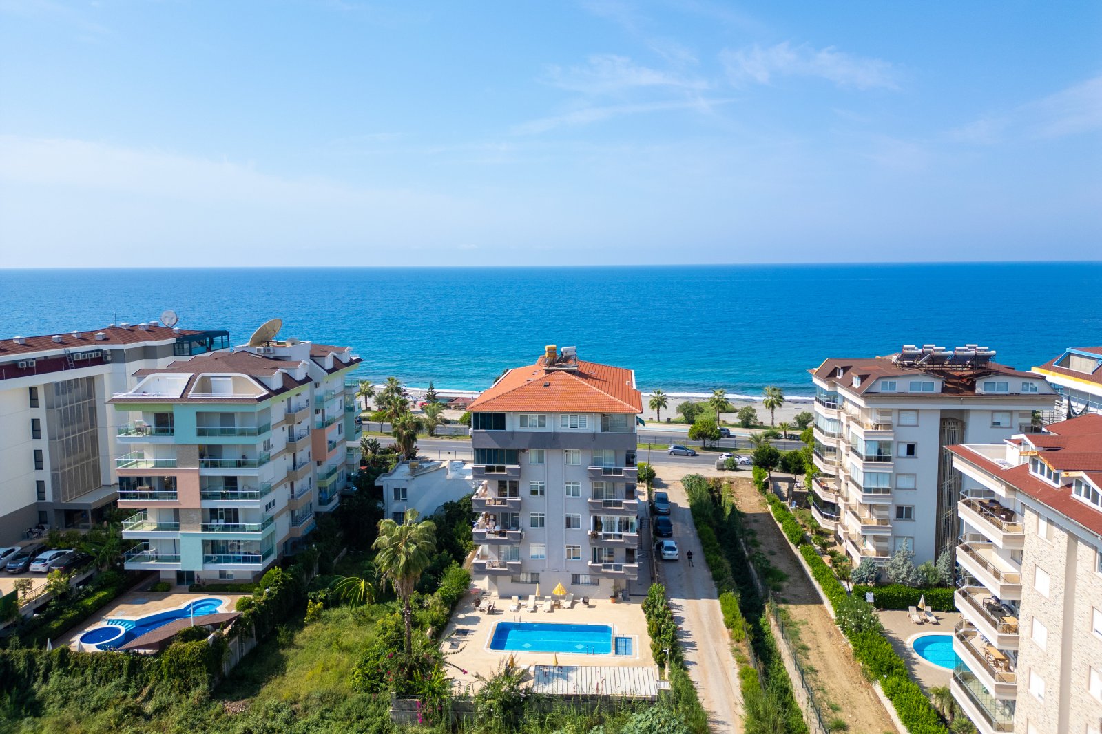 Seafront 1+1 Furnished Apartment for Sale in Kestel Alanya | Sea & Mountain View
